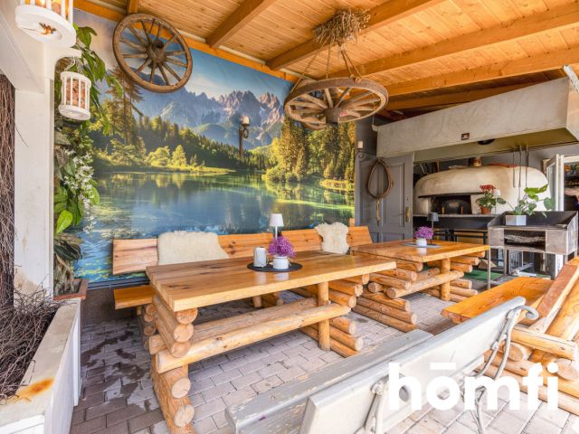Hotel with a swimming pool, sauna, jacuzzi, salt cave and restaurant in Rzeszów - Комерційне приміщення - Продаж - Rzeszów, Budziwój