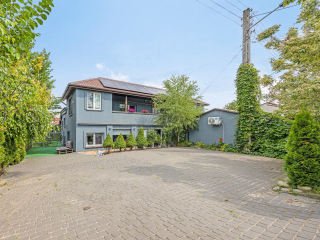 Na sprzedaż hotel z basenem, sauną, jacuzzi, grotą solną i restauracją w Rzeszowie - Lokal użytkowy - Sprzedaż - Rzeszów, Budziwój