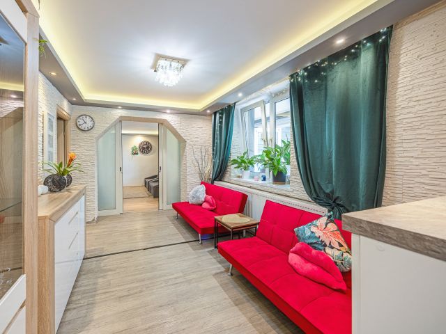 Na sprzedaż hotel z basenem, sauną, jacuzzi, grotą solną i restauracją w Rzeszowie - Lokal użytkowy - Sprzedaż - Rzeszów, Budziwój