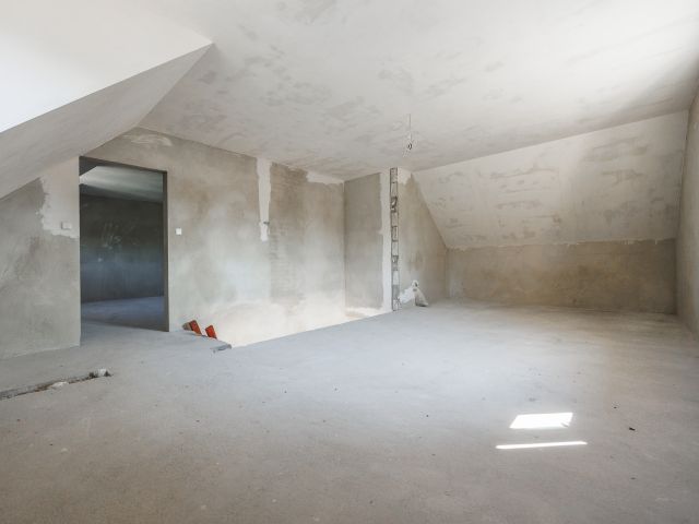 FOR SALE BEAUTIFULLY SITUATED HOUSE WITH LARGE GARAGE in Żołynia - Дім - Продаж - Łańcucki, Żołynia