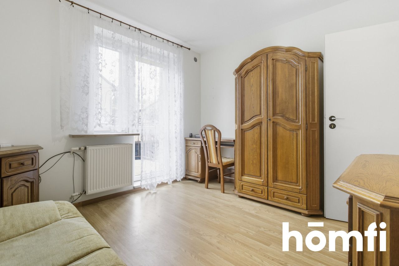 Wolnostojący dom z dużym potencjałem - Dom - Sprzedaż - Kielce, Barwinek