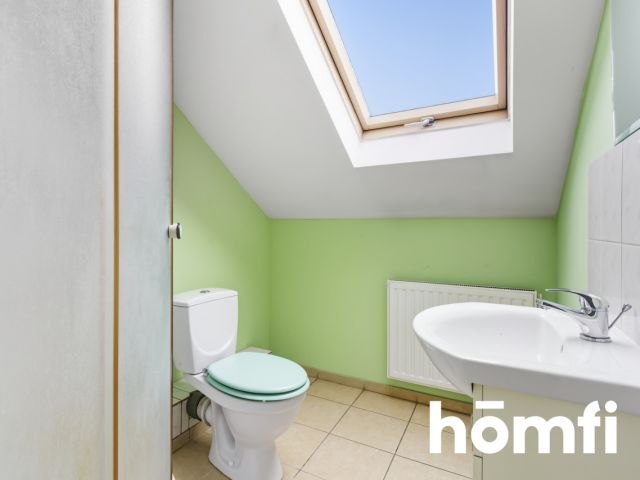 Wolnostojący dom z dużym potencjałem - Dom - Sprzedaż - Kielce, Barwinek