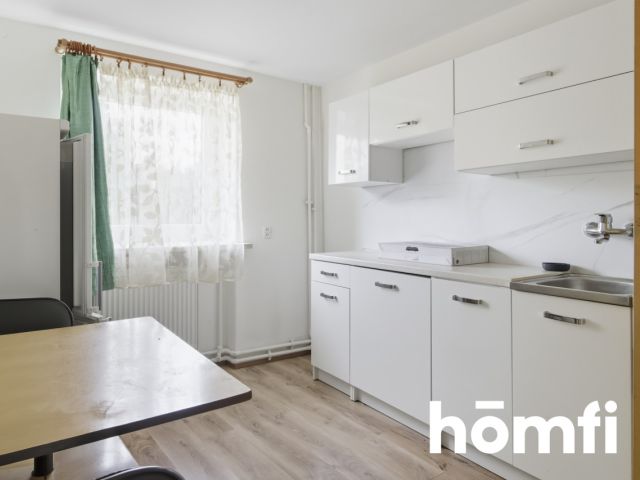 Wolnostojący dom z dużym potencjałem - Dom - Sprzedaż - Kielce, Barwinek