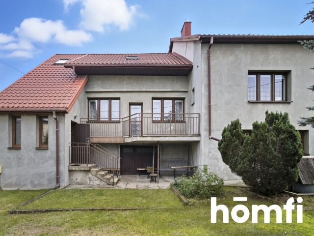 Wolnostojący dom z dużym potencjałem - Dom - Sprzedaż - Kielce, Barwinek