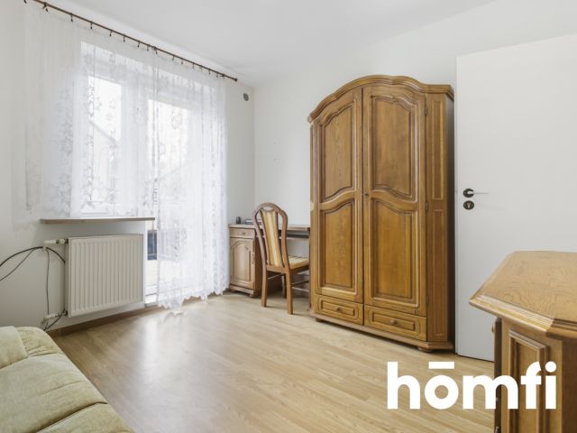 Wolnostojący dom z dużym potencjałem - Dom - Sprzedaż - Kielce, Barwinek