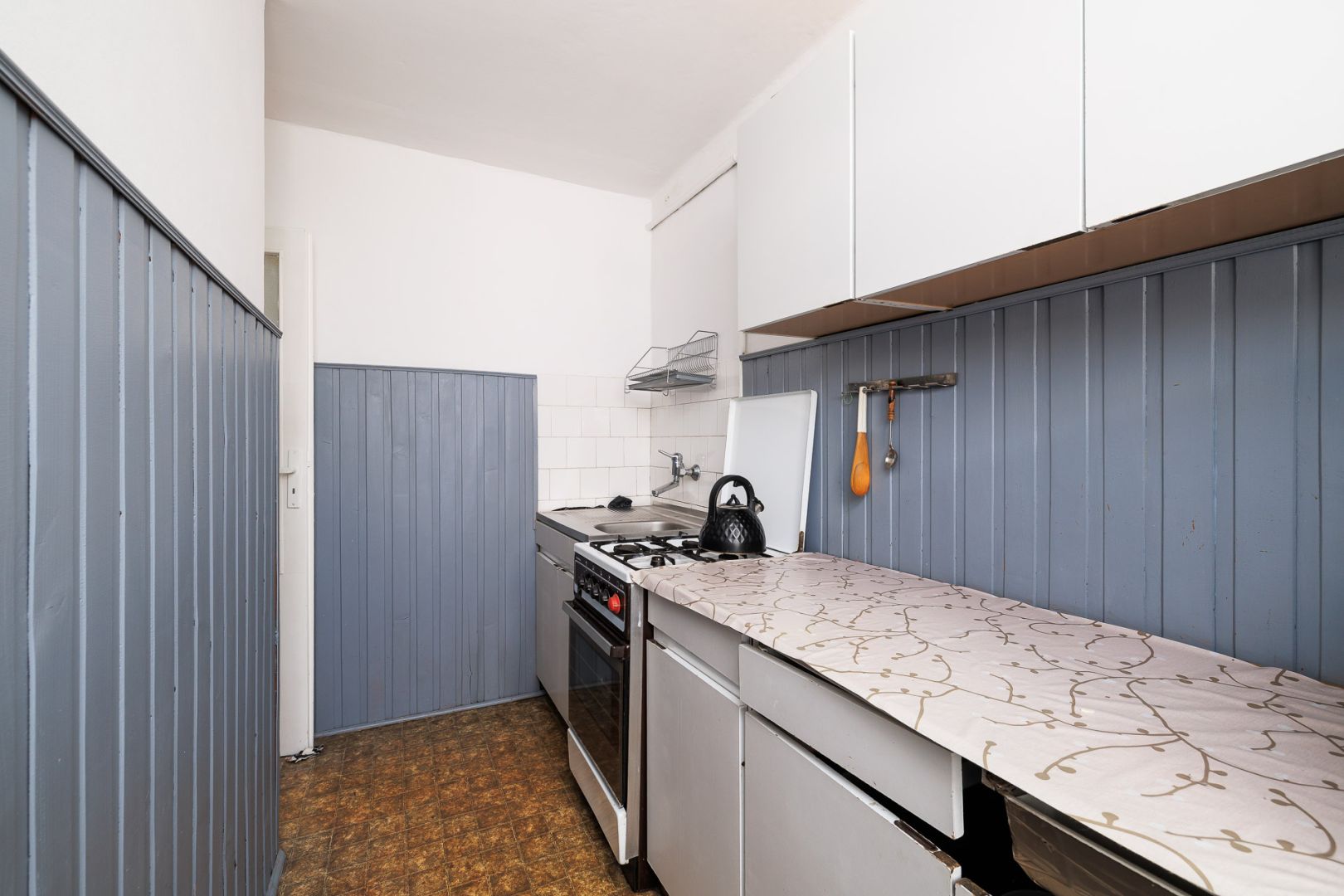 2-room apartment with loggia and storage unit | Excellent transport links, Mogilska Street - Apartment - Sale - Kraków, Śródmieście / Grzegórzki