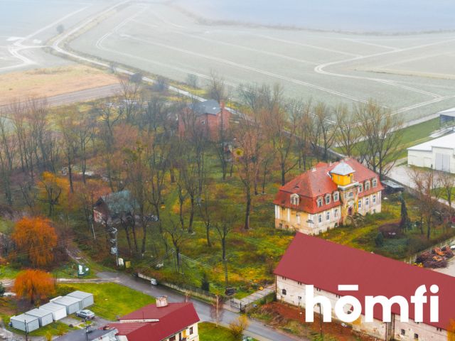 For sale Palace on Komorniki - Дім - Продаж - Legnicki, Ruja / Komorniki