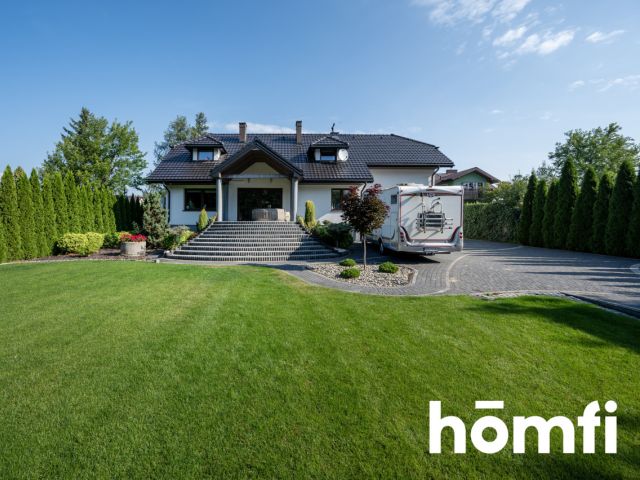 Piękna nieruchomości w sercu Spalskiego PK - Dom - Sprzedaż - Tomaszowski, Budziszewice