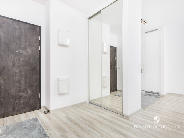 3 rooms, Barska str/ ICE, Forum - Квартира - Оренда - Kraków, Podgórze / Dębniki