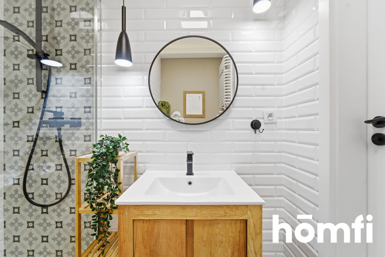 2 pokoje przy Chorzowskiej z balkonem, komórką lok. i garażem - Mieszkanie - Sprzedaż - Katowice, Dąb