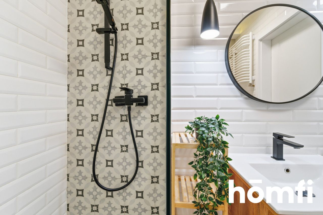 2 pokoje przy Chorzowskiej z balkonem, komórką lok. i garażem - Mieszkanie - Sprzedaż - Katowice, Dąb