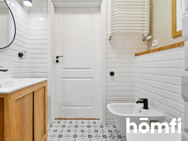 2 pokoje przy Chorzowskiej z balkonem, komórką lok. i garażem - Mieszkanie - Sprzedaż - Katowice, Dąb