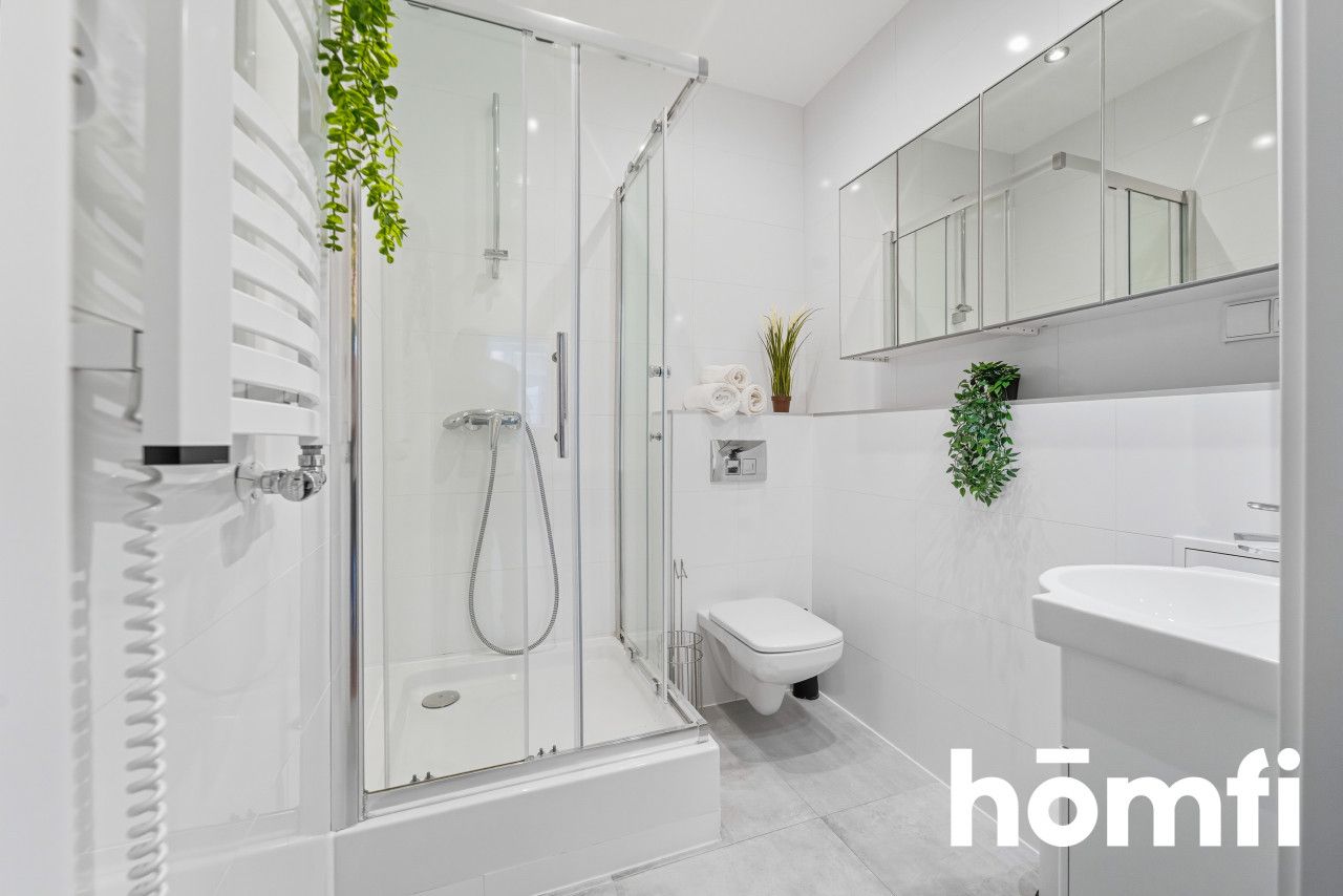 4 pokojowe mieszkanie na 1 piętrze w kamienicy z windą Wojewódzka 23 Katowice - Mieszkanie - Wynajem - Katowice, Śródmieście