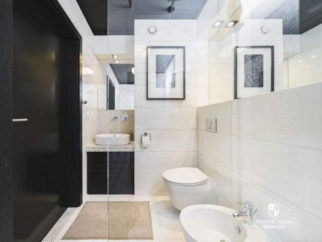 Spacious studio flat at Piwna street - Apartment - Rent - Kraków, Podgórze