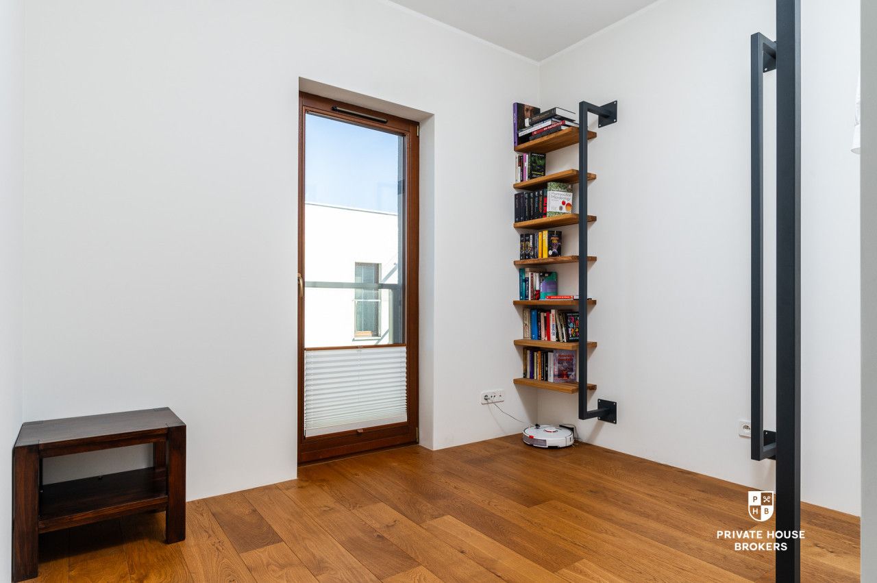 Top-floor open space byWola Justowska | 60.77 m² | Artistic finishes - Apartment - Sale - Kraków, Krowodrza / Wola Justowska