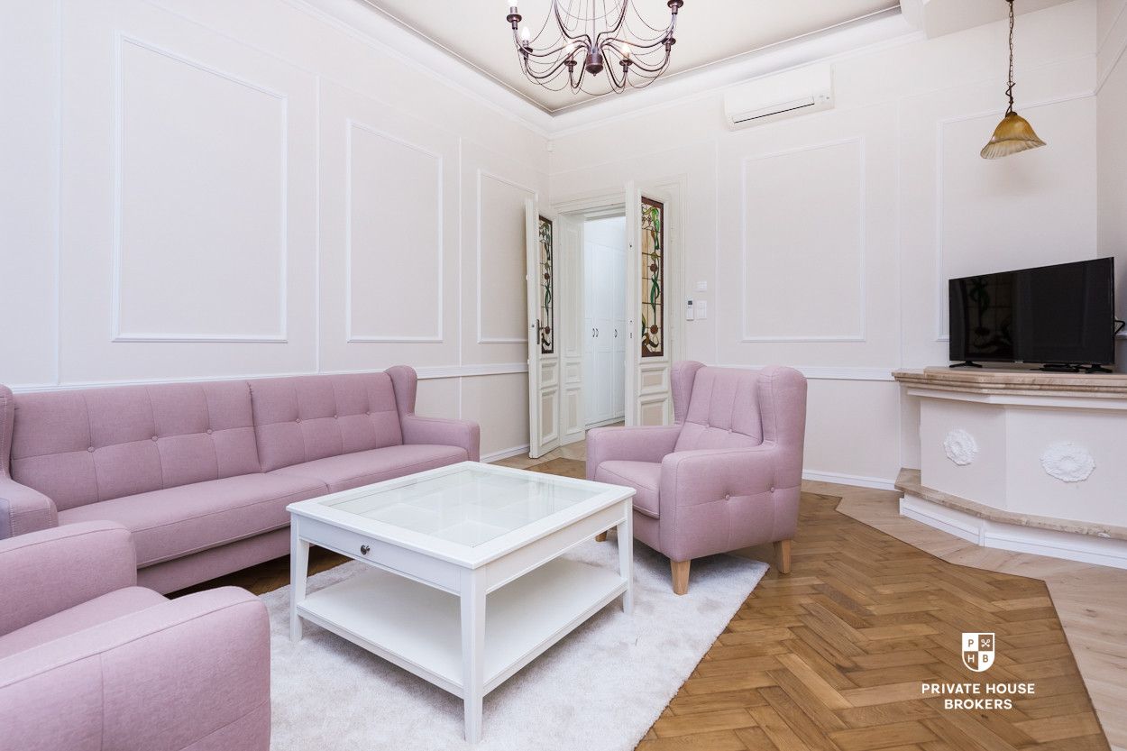 An air-conditioned flat in a tenement house - Apartment - Rent - Kraków, Śródmieście / Kazimierz