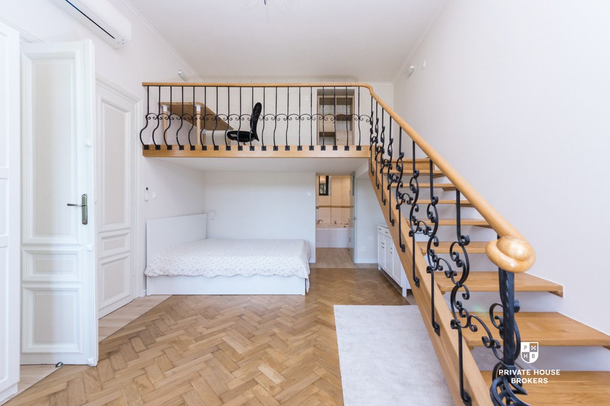 An air-conditioned flat in a tenement house - Apartment - Rent - Kraków, Śródmieście / Kazimierz