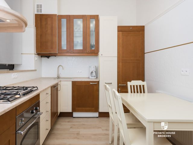 An air-conditioned flat in a tenement house - Квартира - Оренда - Kraków, Śródmieście / Kazimierz