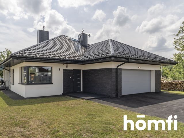 Rodzinny dom z basenem w leśnej okolicy - Dom - Sprzedaż - Białobrzeski, Stromiec