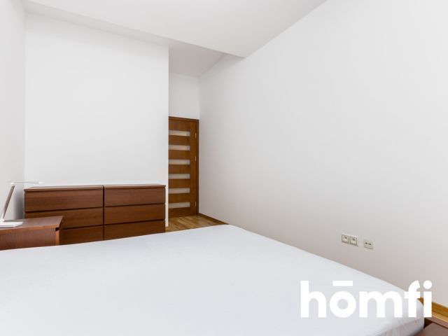 Wyjątkowy apartamnt w sercu miasta z garażem podziemnym - Mieszkanie - Wynajem - Warszawa, Śródmieście / Muranów