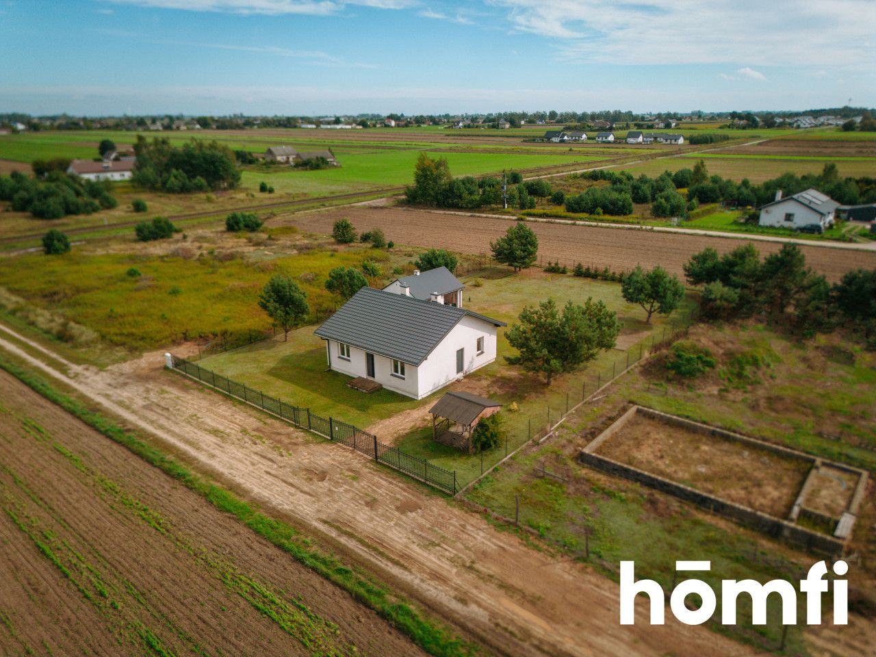Detached house with a garage on a 1500m2 plot - House - Sale - Toruński, Obrowo / Kawęczyn