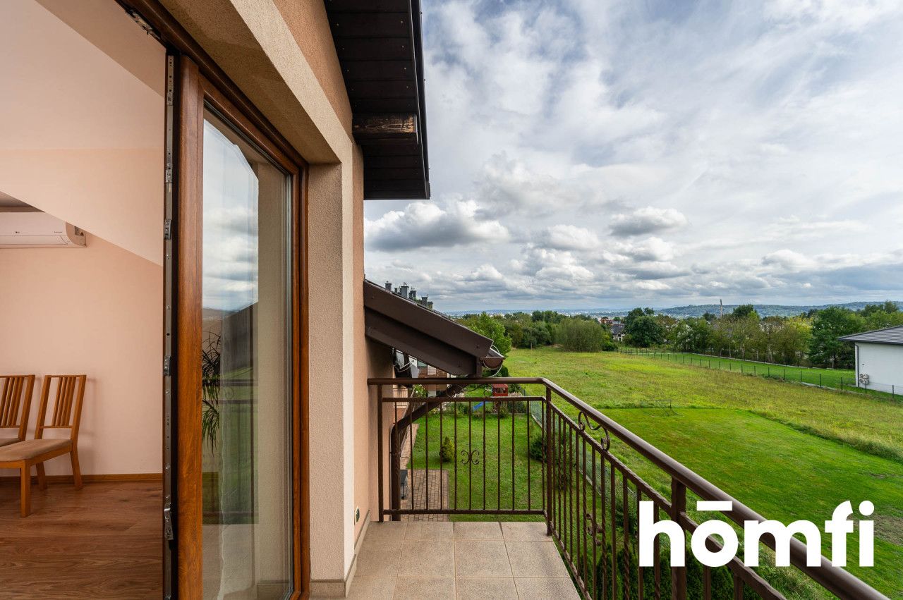 Dom na siedzibę firmy lub inwestycję pod wynajem, możliwość dokupienia drugiej części bliźniaka - Dom - Sprzedaż - Kraków, Krowodrza / Bronowice