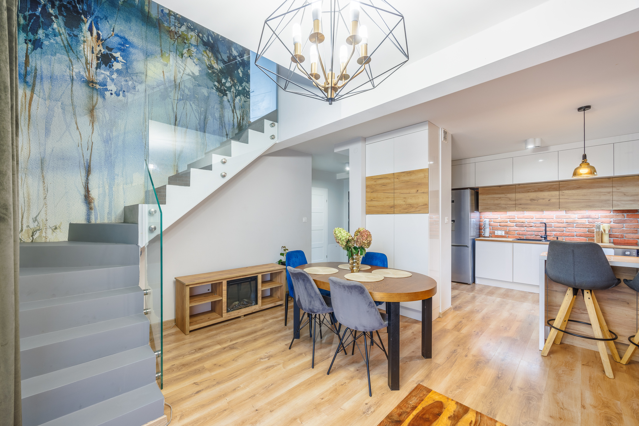 COZY 4-ROOM APARTMENT WITH BALCONY - Apartment - Sale - Rzeszów, Zalesie