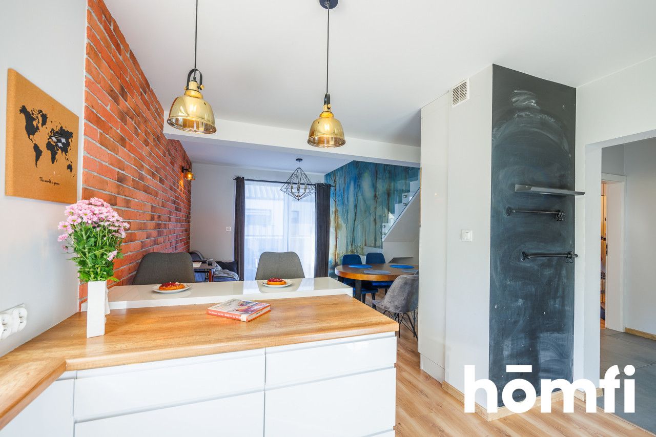 COZY 4-ROOM APARTMENT WITH BALCONY - Квартира - Продаж - Rzeszów, Zalesie