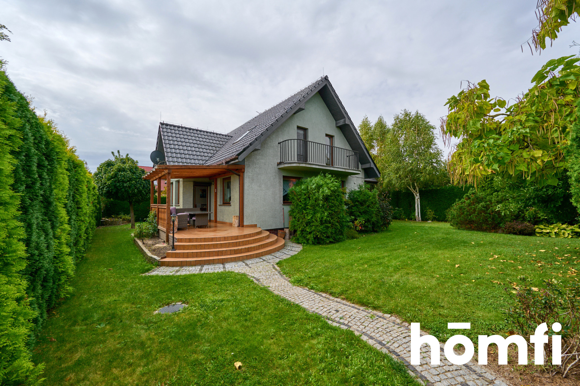 Smolec – zadbany dom wolnostojący 170 m² z fotowoltaiką i pięknym ogrodem + garaż 32,5 m², gotowy do zamieszkania bez nakładów - Dom - Sprzedaż - Wrocławski, Kąty Wrocławskie / Smolec