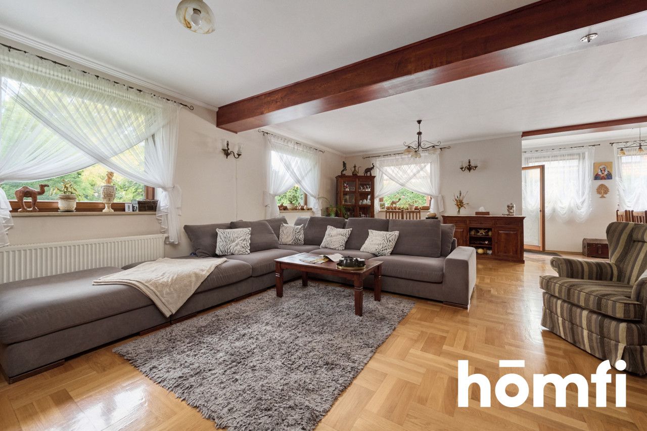 Smolec – well-maintained 170 m² detached house with solar panels, beautiful garden, 32.5 m² garage, ready to move-in with no additional costs - Дім - Продаж - Wrocławski, Kąty Wrocławskie / Smolec