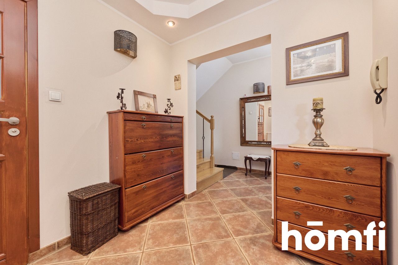 Smolec – zadbany dom wolnostojący 170 m² z fotowoltaiką i pięknym ogrodem + garaż 32,5 m², gotowy do zamieszkania bez nakładów - Dom - Sprzedaż - Wrocławski, Kąty Wrocławskie / Smolec