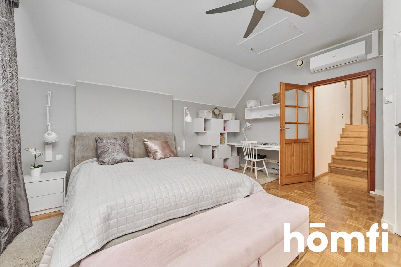 Smolec – well-maintained 170 m² detached house with solar panels, beautiful garden, 32.5 m² garage, ready to move-in with no additional costs - Дім - Продаж - Wrocławski, Kąty Wrocławskie / Smolec