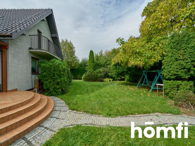 Smolec – zadbany dom wolnostojący 170 m² z fotowoltaiką i pięknym ogrodem + garaż 32,5 m², gotowy do zamieszkania bez nakładów - Dom - Sprzedaż - Wrocławski, Kąty Wrocławskie / Smolec