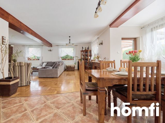 Smolec – zadbany dom wolnostojący 170 m² z fotowoltaiką i pięknym ogrodem + garaż 32,5 m², gotowy do zamieszkania bez nakładów - Dom - Sprzedaż - Wrocławski, Kąty Wrocławskie / Smolec