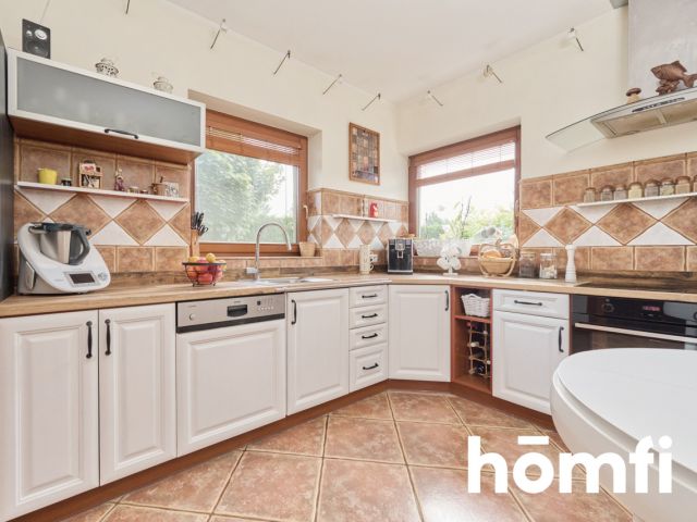 Smolec – zadbany dom wolnostojący 170 m² z fotowoltaiką i pięknym ogrodem + garaż 32,5 m², gotowy do zamieszkania bez nakładów - Dom - Sprzedaż - Wrocławski, Kąty Wrocławskie / Smolec