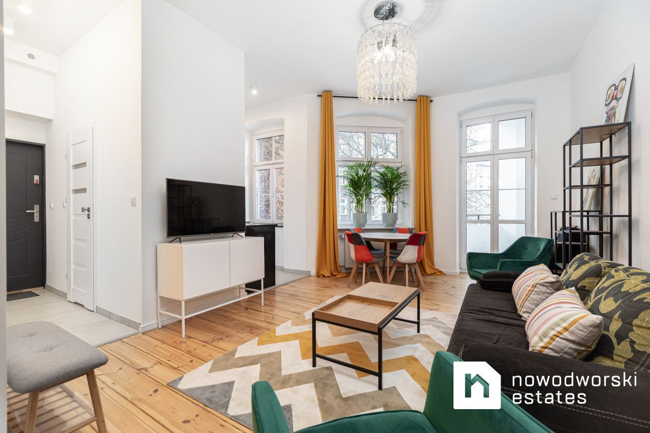 Osobna sypialnia / jasne / wysokie sufity / balkon / po remoncie - Mieszkanie - Sprzedaż - Wrocław, Śródmieście / Nadodrze