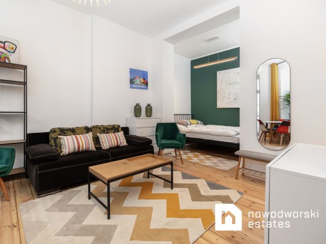 Osobna sypialnia / jasne / wysokie sufity / balkon / po remoncie - Mieszkanie - Sprzedaż - Wrocław, Śródmieście / Nadodrze