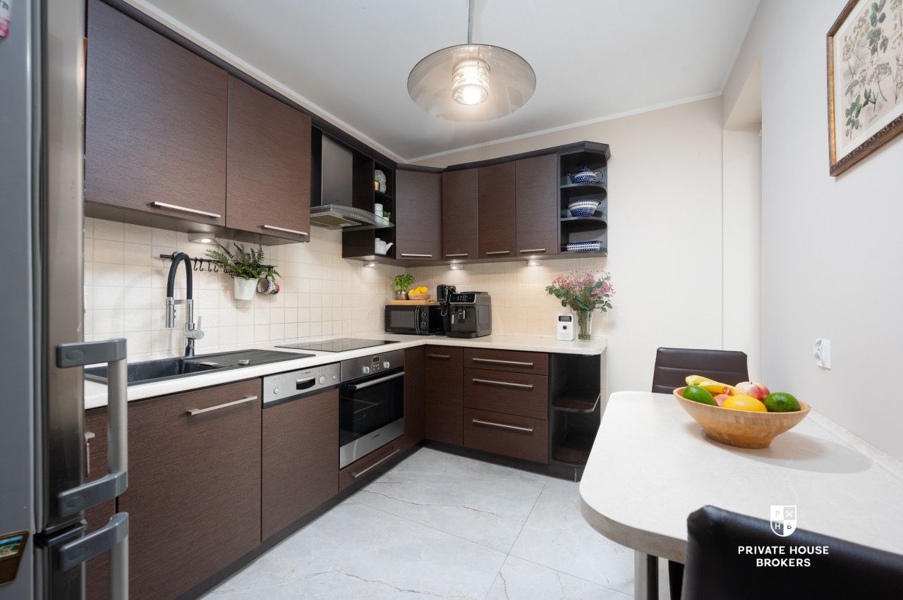 Attractive 3-Bedroom Apartment with Balcony | Separate Kitchen | Excellent Transport Links, Prądnik Czerwony district - Apartment - Sale - Kraków, Śródmieście / Prądnik Czerwony