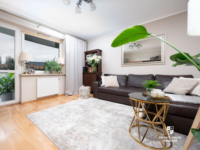 Attractive 3-Bedroom Apartment with Balcony | Separate Kitchen | Excellent Transport Links, Prądnik Czerwony district - Apartment - Sale - Kraków, Śródmieście / Prądnik Czerwony