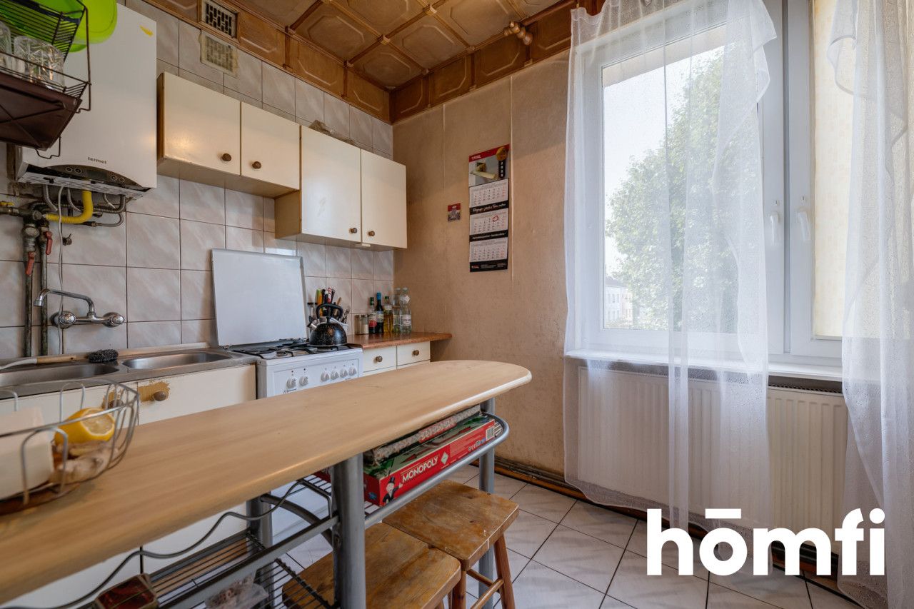 Kawalerka na drugim piętrze w Pionkach - Mieszkanie - Sprzedaż - Radomski, Pionki