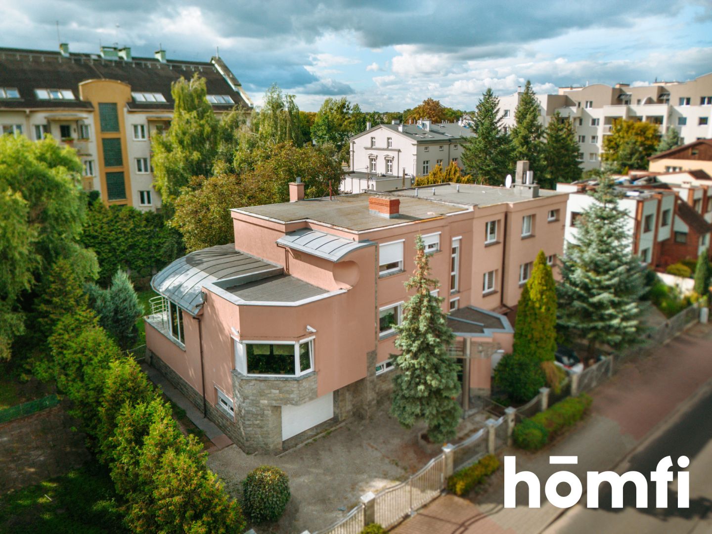 COMFORTABLE HOUSE IN THE CENTER OF TORUŃ 300m2 - Дім - Продаж - Toruń, Chełmińskie Przedmieście