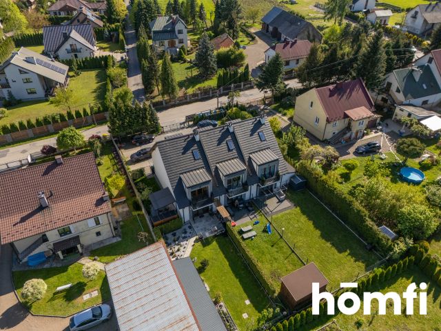 Comfortable apartment near the border of Krakow | with a garden and parking space | high standard - Apartment - Sale - Wielicki, Wieliczka / Śledziejowice