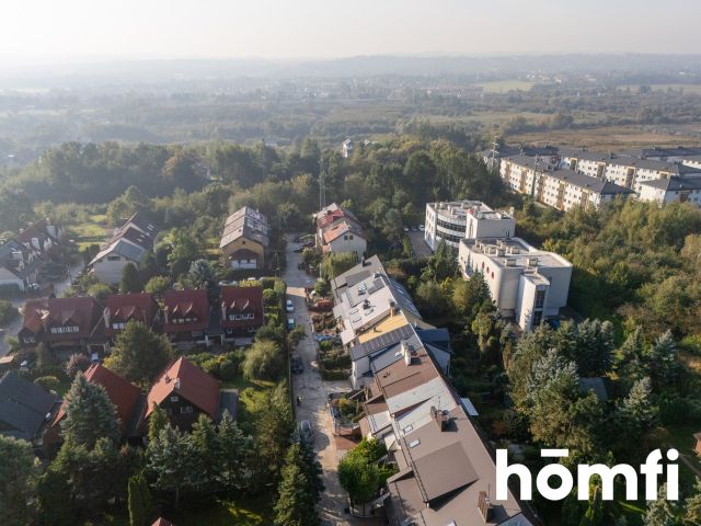 Segment z ogrodem w spokojnej okolicy na Klinach - Dom - Sprzedaż - Kraków, Podgórze / Kliny