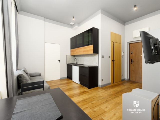 Beautiful, tall studio apartment in a TOP location - Apartment - Rent - Wrocław, Śródmieście / Śródmieście