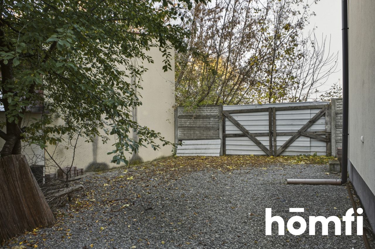 Two residential buildings with 9 rented rooms – a ready-made investment in the center of Radom - House - Sale - Radom, Nad Potokiem