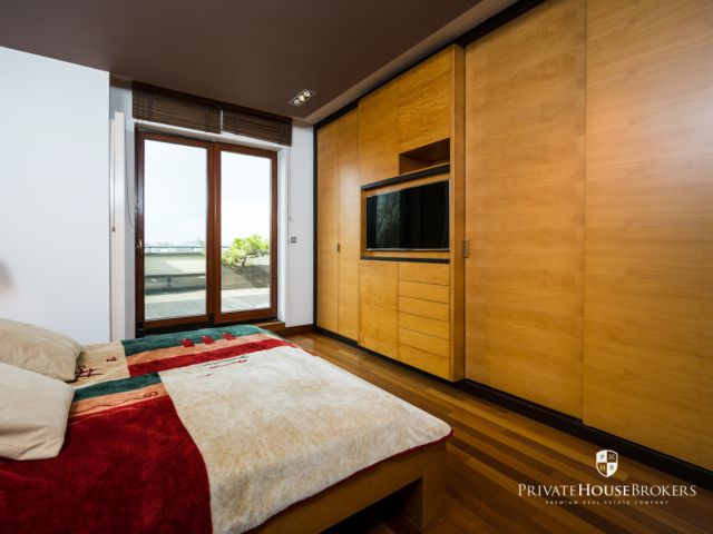 Czteropokojowy apartament z pięknym tarasem i widokiem na zieleń - Mieszkanie - Wynajem - Kraków, Śródmieście