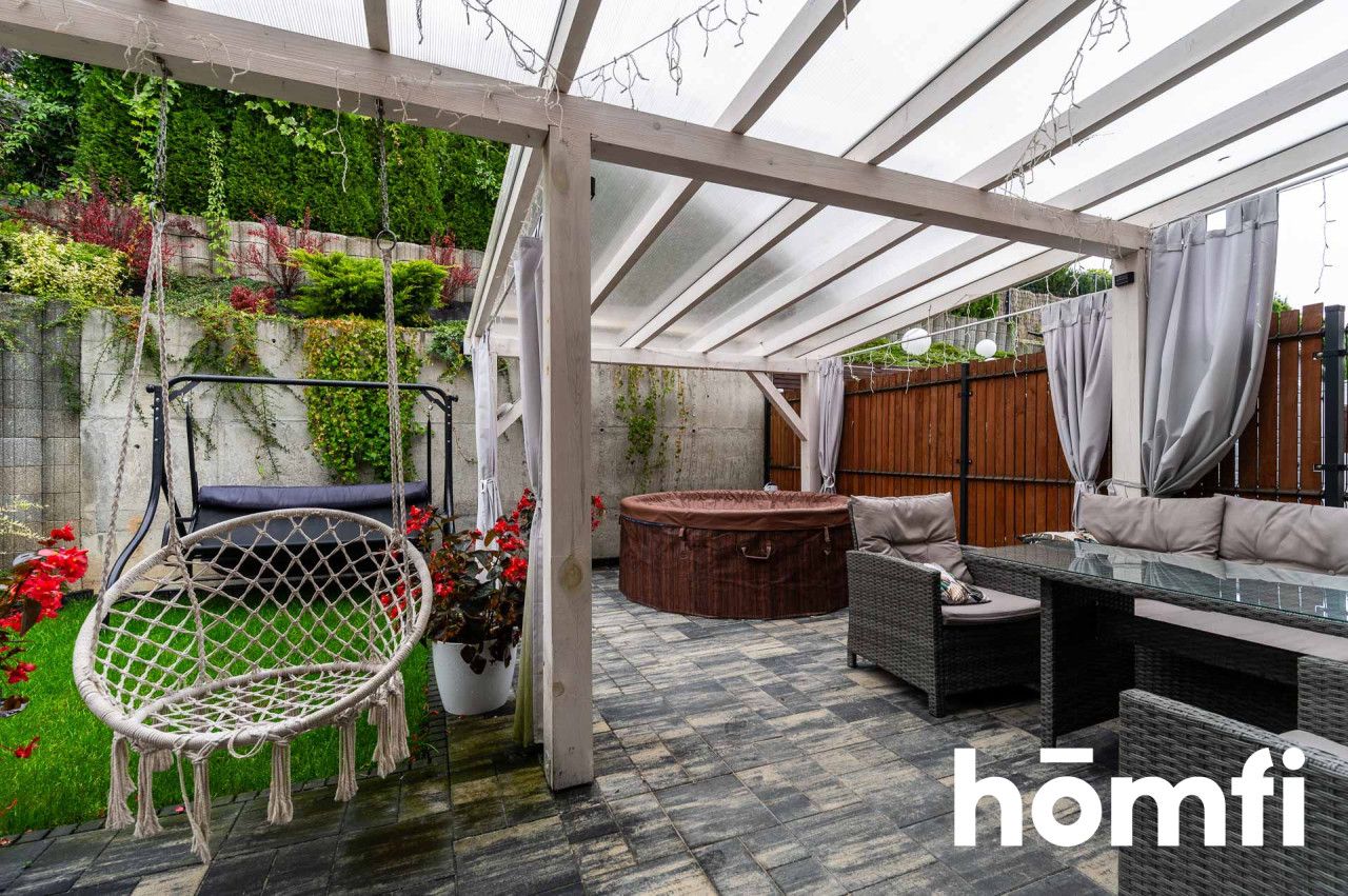 A three-bedroom corner terraced house with a beautiful garden located in a gated community in Bibicee - Дім - Продаж - Krakowski, Zielonki / Bibice