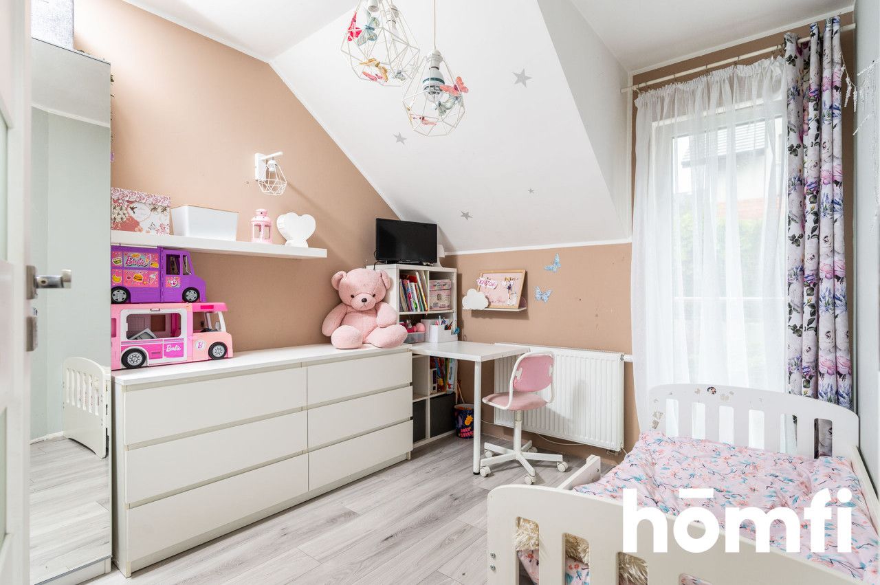 A three-bedroom corner terraced house with a beautiful garden located in a gated community in Bibicee - Дім - Продаж - Krakowski, Zielonki / Bibice