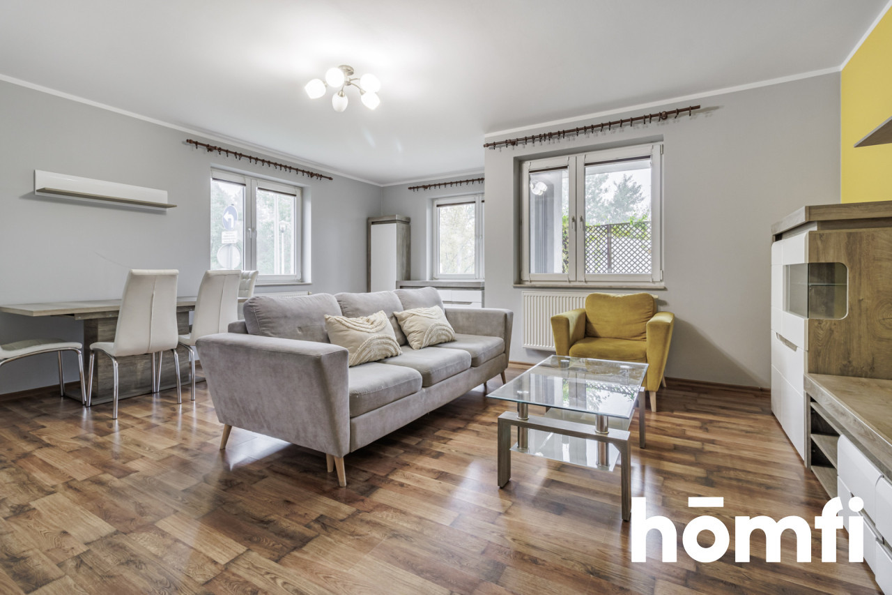 Spacious apartment with 2 bedrooms, living room and kitchen - Квартира - Продаж - Wołomiński, Ząbki