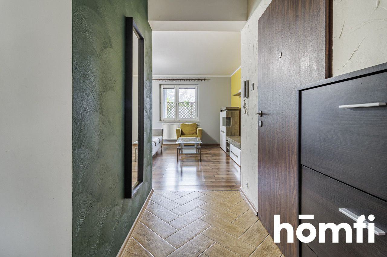 Spacious apartment with 2 bedrooms, living room and kitchen - Квартира - Продаж - Wołomiński, Ząbki